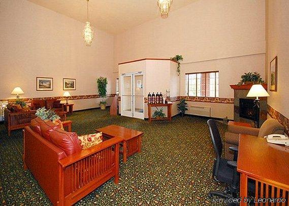 Comfort Inn & Suites Tualatin - Lake Oswego South מראה חיצוני תמונה